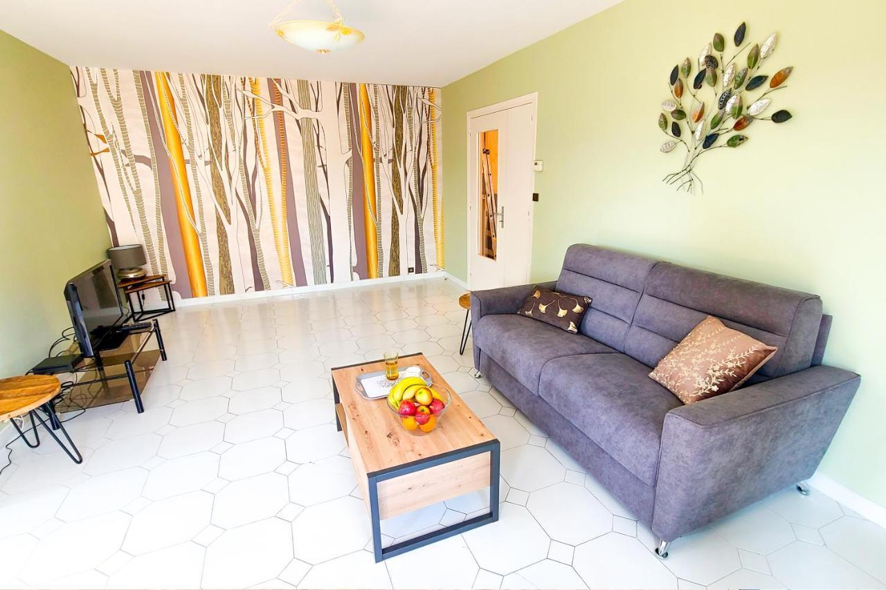 Regard Sur Les Remparts - Terrasse & Parking Apartment Avignon Bagian luar foto