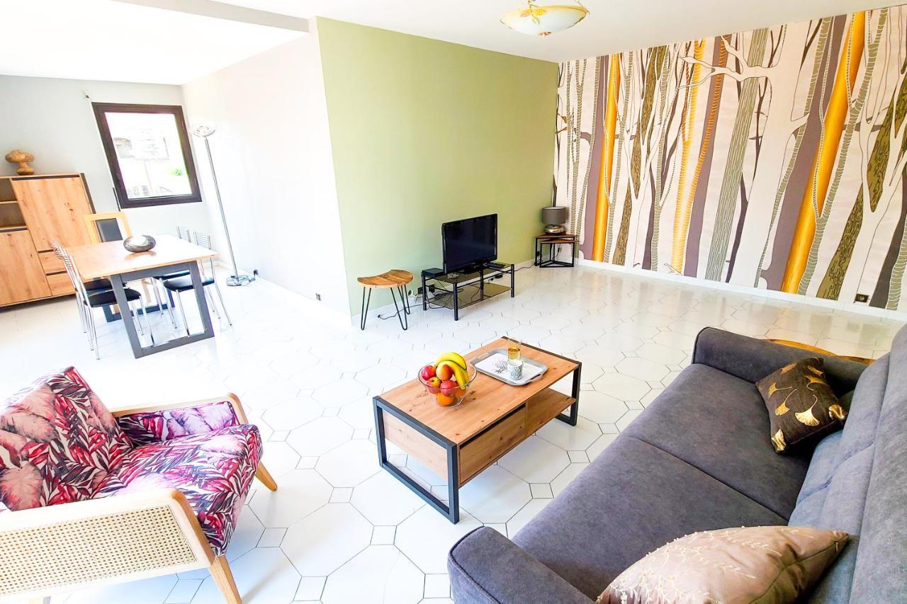 Regard Sur Les Remparts - Terrasse & Parking Apartment Avignon Bagian luar foto